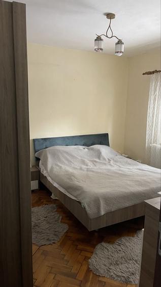 Apartament cu 2 camere decomandat în Confecții