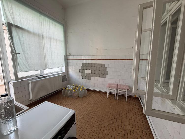 Apartament Ultracentral de Vânzare – 6 Camere – 235 mp - 21