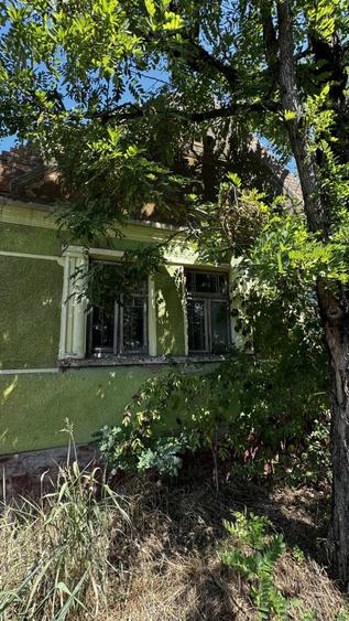 Casă cu Teren 900 Mp în Bicaci