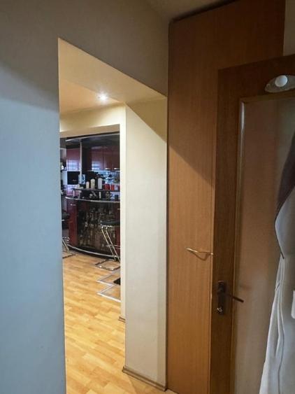 Apartament cu 2 camere semidecomandat în Tineretului