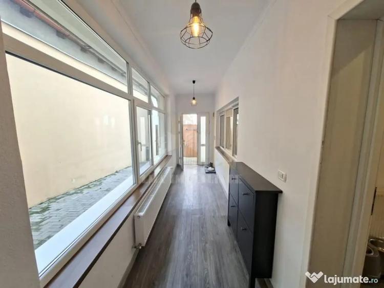 Casă cu 5 camere cu Teren 189 Mp în Schei