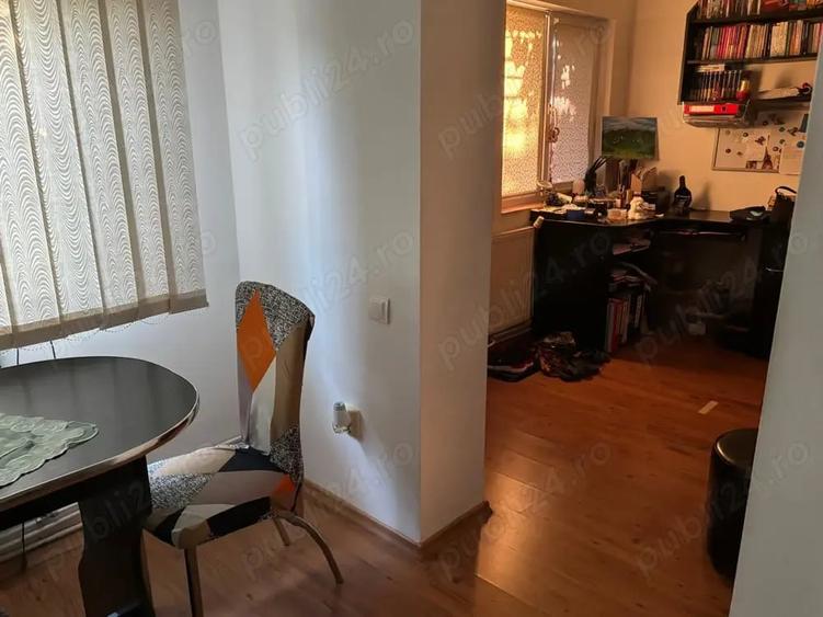 Casă cu 2 camere în Hunedoara
