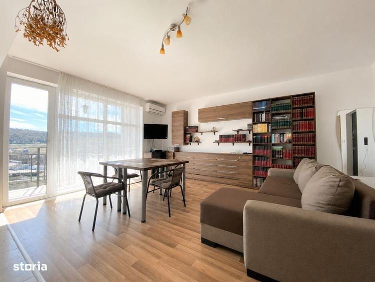 Apartament 2 camere, luminos, bloc cu lift, balcon ,baie cu geam Ca - 6