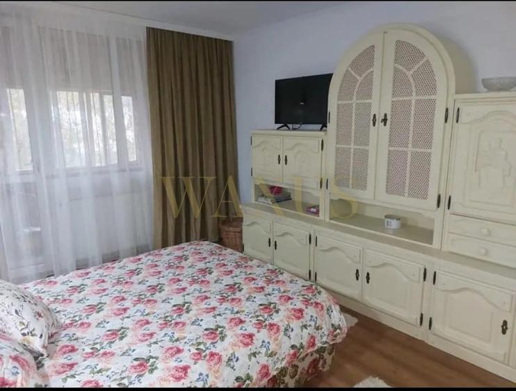 Apartament cu 4 camere decomandat, mobilat în Decebal