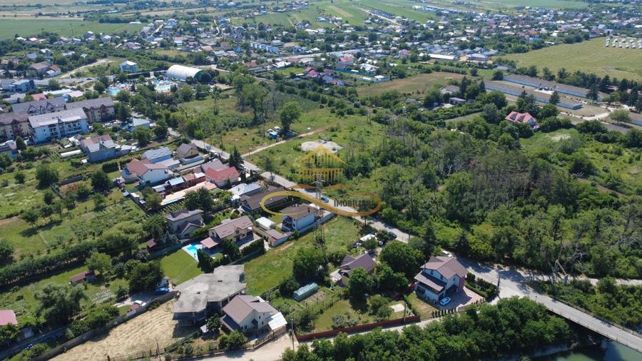 Teren Construcții intravilan de 2939 mp, în Calea Moldovei
