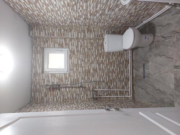 Casă cu 6 camere în Central
