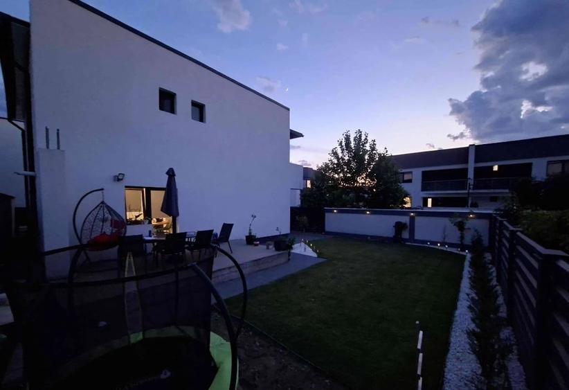 Casă individuală cu 4 camere cu Teren 140 Mp în Lascăr Catargiu
