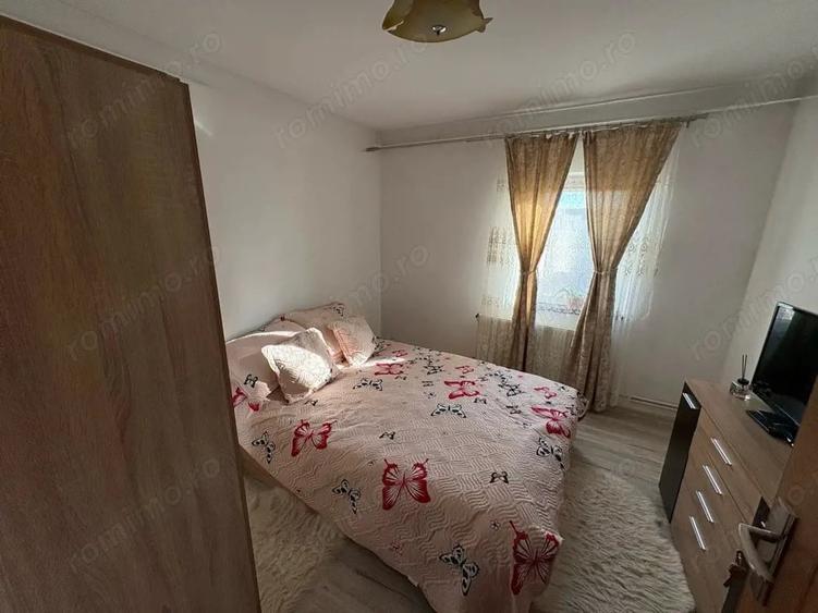 Apartament cu 3 camere decomandat, mobilat în Șagului