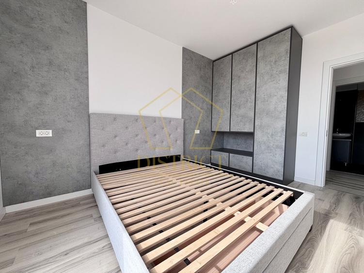 Apartament cu 2 camere decomandat în Torontalului