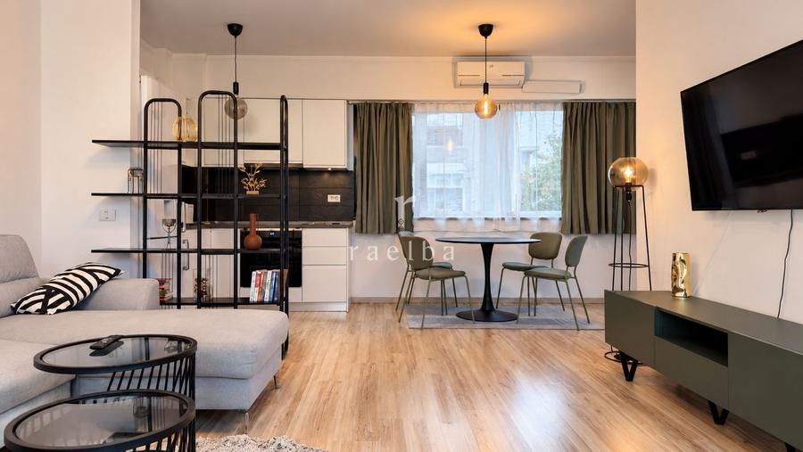 Apartament cu 2 camere semidecomandat în Pipera