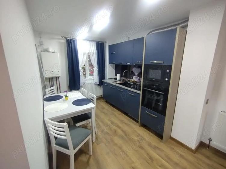 Apartament cu 2 camere decomandat în Telecabinei