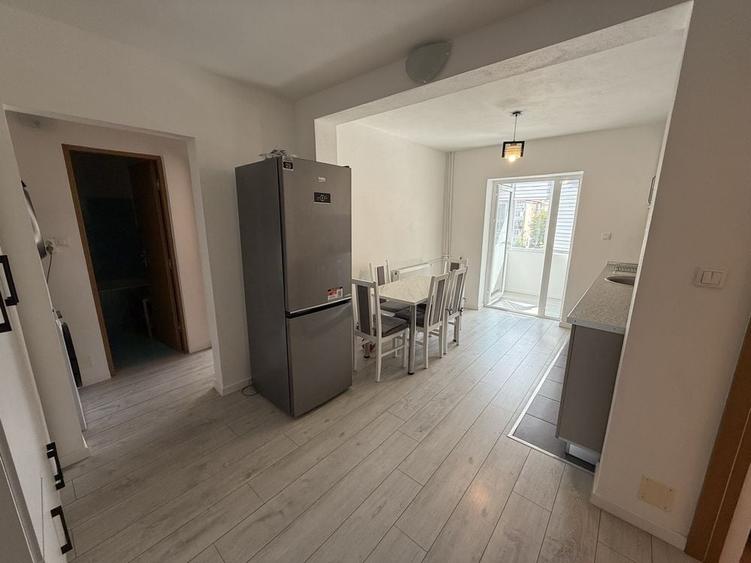 Apartament cu 2 camere decomandat în Micălaca