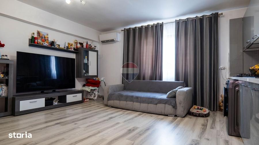 Apartament cu 3 camere de vanzare - 12