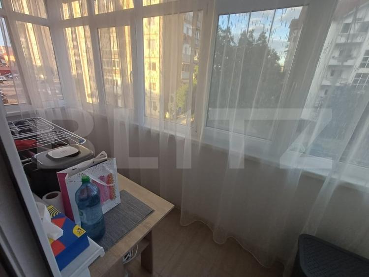 Garsonieră decomandată, mobilată în Plopilor