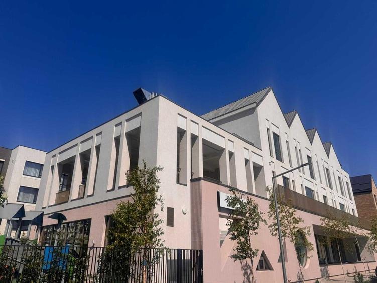Spațiu comercial, de 200 mp, în Central