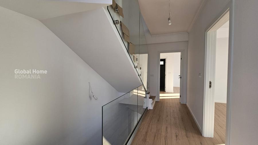 Duplex cu 5 camere cu Canalizare în Voluntari