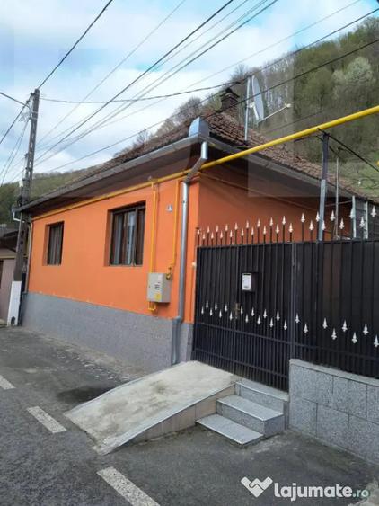 Vand casa la Nadrag zona linistita foarte aproape de centru - 15