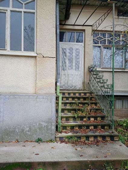 Casă cu 3 camere cu Teren 1700 Mp în Homorodu de Jos