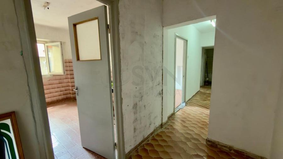 Apartament cu 3 camere decomandat în Lacul Tei