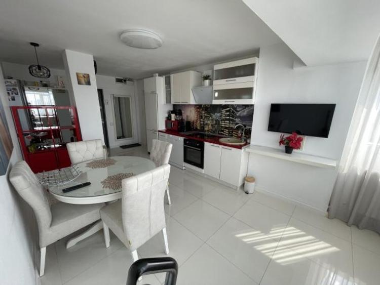 Apartament 2 Camere | Mihai Bravu | Etaj 10| Balcoan | Pret Negociabil | - 1