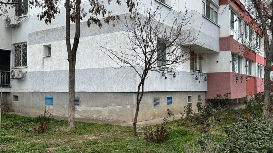 Apartament cu 2 camere decomandat în Buzaului