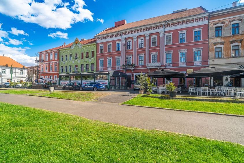 Apartament cu 2 camere semidecomandat în Ultracentral