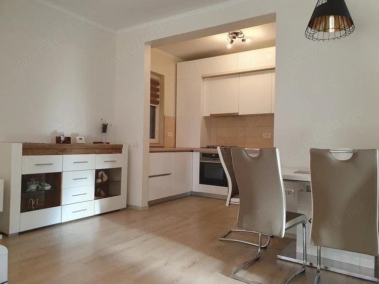 Apartament cu 3 camere decomandat în Dumbrăvița