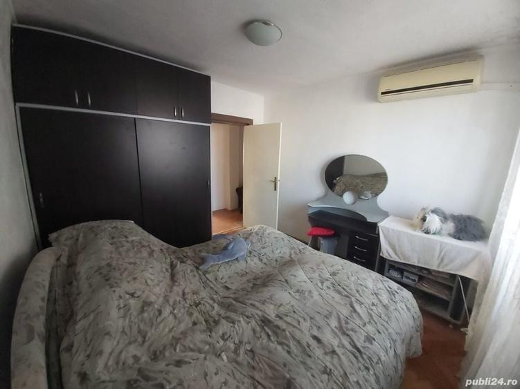 Apartament cu 3 camere decomandat în Dacia