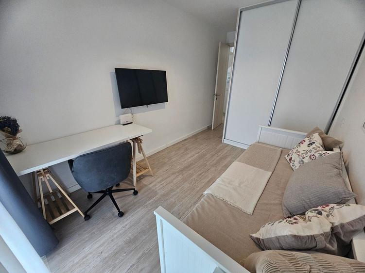Apartament cu 3 camere decomandat în Herăstrău