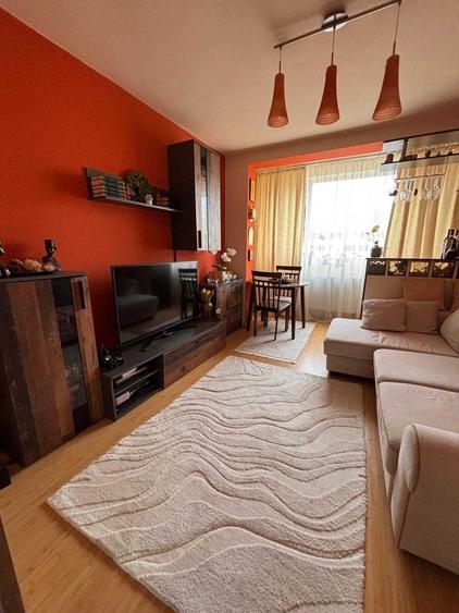Apartament cu 2 camere decomandat, mobilat în Obor