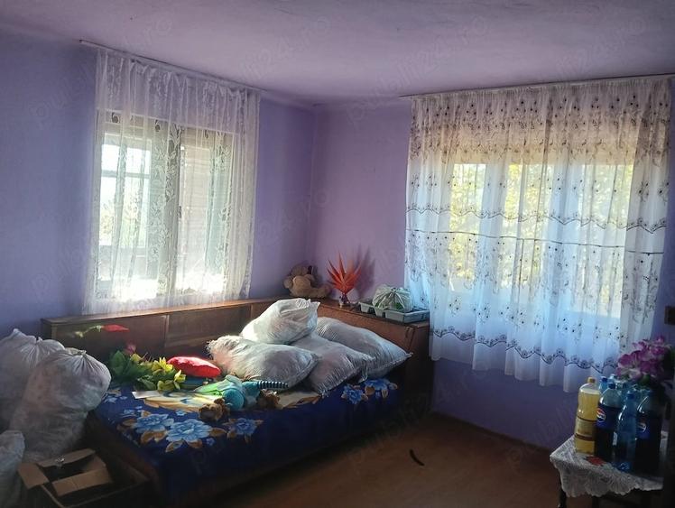 Casă cu 1 camere cu Teren 6700 Mp în Târnava