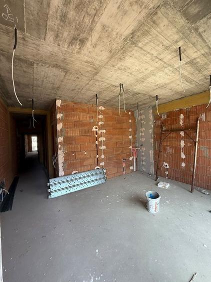 Apartament cu 2 camere semidecomandat în Braytim