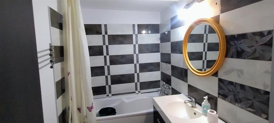 Apartament cu 2 camere decomandat, mobilat în Dorobanți 2