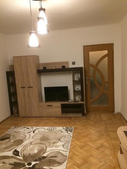 Apartament cu 2 camere semidecomandat în Ultracentral