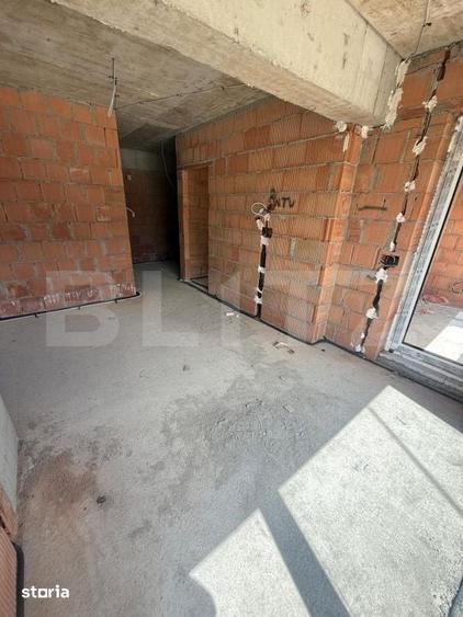 Apartament 3 camere, 2 bai, decomandat, etaj intermediar, zona Tractor - 6