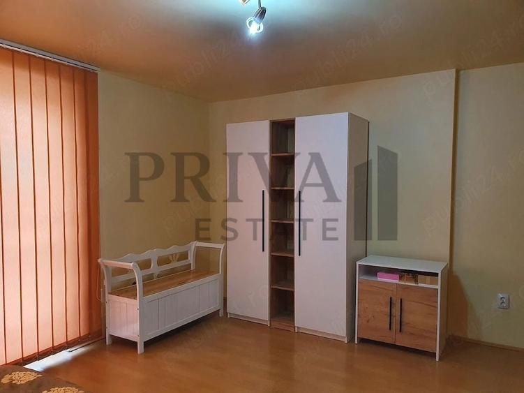 Casă individuală cu 7 camere cu Canalizare în Elisabetin
