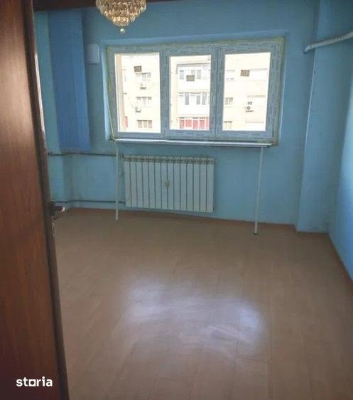 Apartament cu 2 camere decomandat în Titan