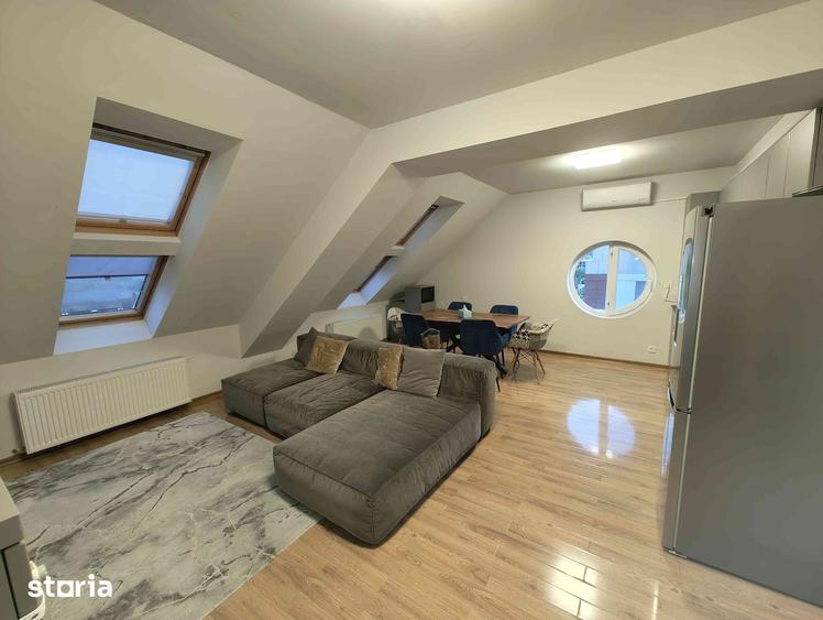 Apartament cu 3 camere în Bună Ziua