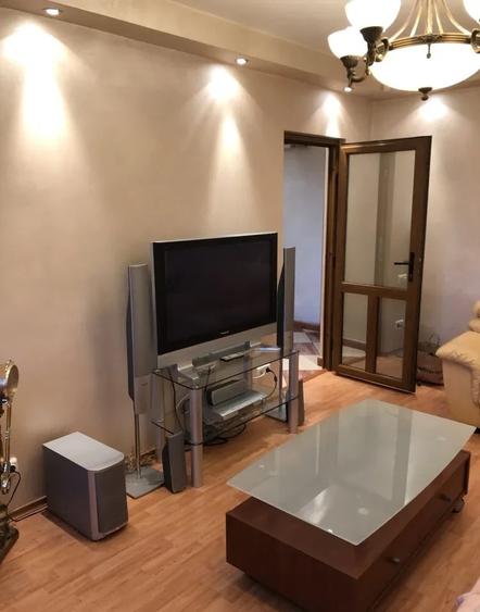 Apartament cu 3 camere, mobilat în Nicolae Grigorescu
