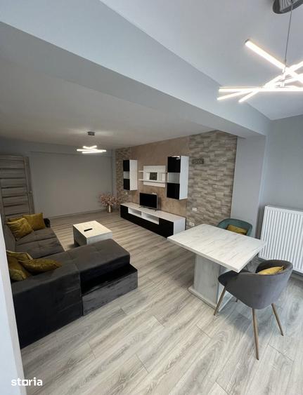 Apartament cu 2 camere decomandat în Craiovița Nouă