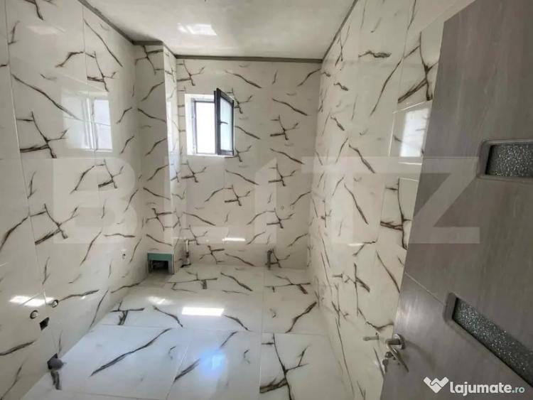 Casă cu 4 camere cu Teren 300 Mp în Preajba