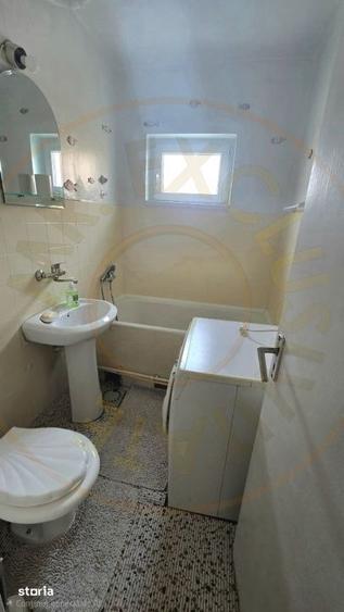 Apartament cu 2 camere, mobilat în Central