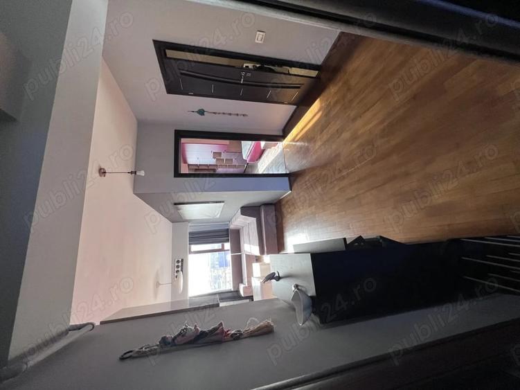 Apartament cu 3 camere decomandat în Faleza Nord