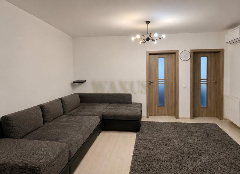 Apartament cu 3 camere decomandat, mobilat în Florești