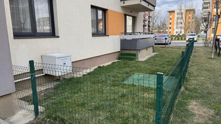 Apartament cu 3 camere decomandat în Bod