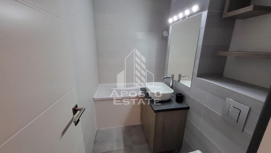 Apartament cu 3 camere decomandat, mobilat în Aradului