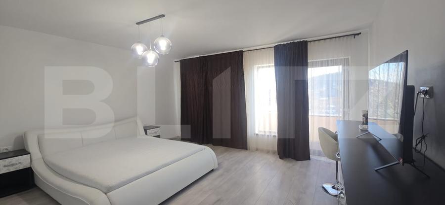 Casă individuală cu 5 camere cu Teren 588 Mp în Sud-Vest