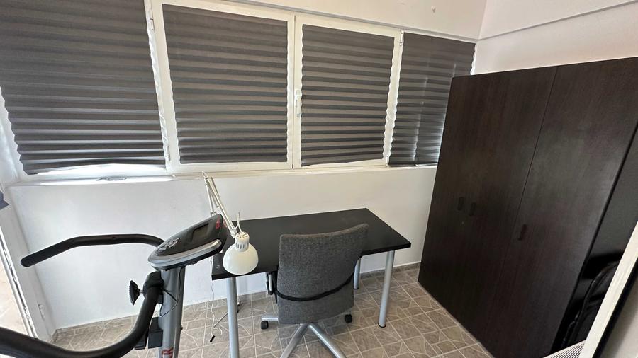 Apartament cu 2 camere decomandat în Prelungirea Ghencea