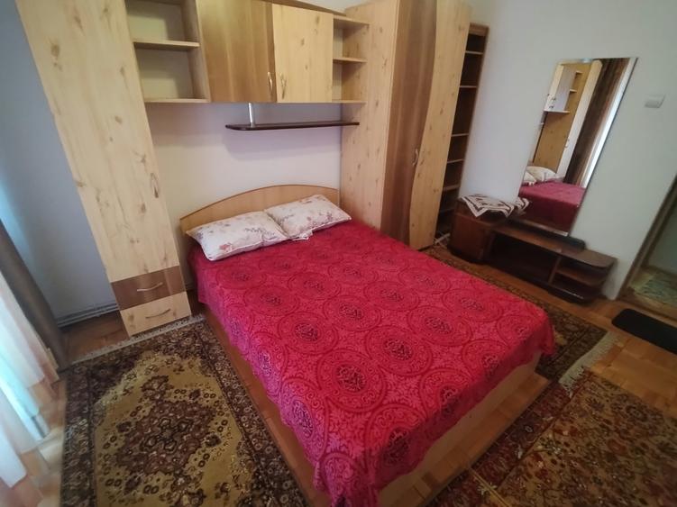 Apartament cu 2 camere decomandat în Centru Civic