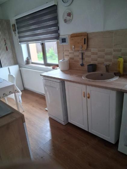 Casă cu Teren 1130 Mp în Central